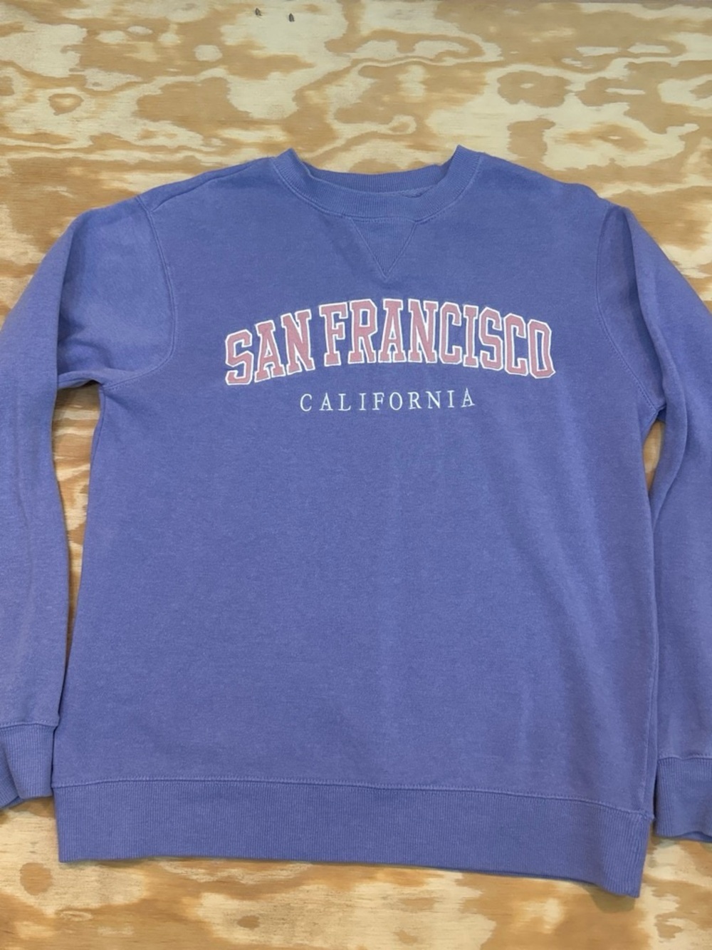 San Francisco Graphic Crewneck Sweatshirt - Purple Thumbholes Size M